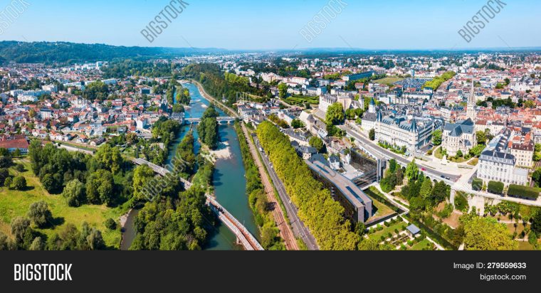 Pau Aerial Panoramic Image & Photo (Free Trial) | Bigstock pour Nouvelle Region France