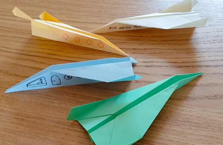 Pliage Avion En Papier, Origami Avion En Vidéo avec Pliage Papier Enfant