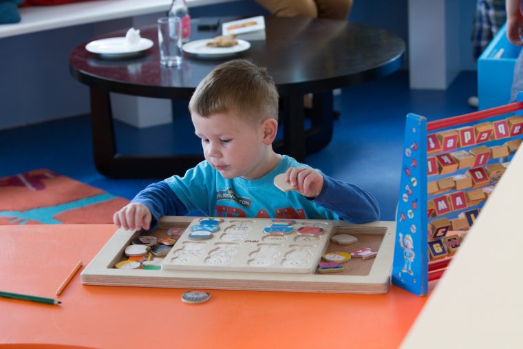 Pourquoi Et Comment Utiliser Les Jeux Pour Les concernant Jeux Pour Jeunes Enfants