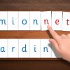 Réaliser Les Lettres Mobiles De Montessori : Modèles dedans Lettres Majuscules À Imprimer