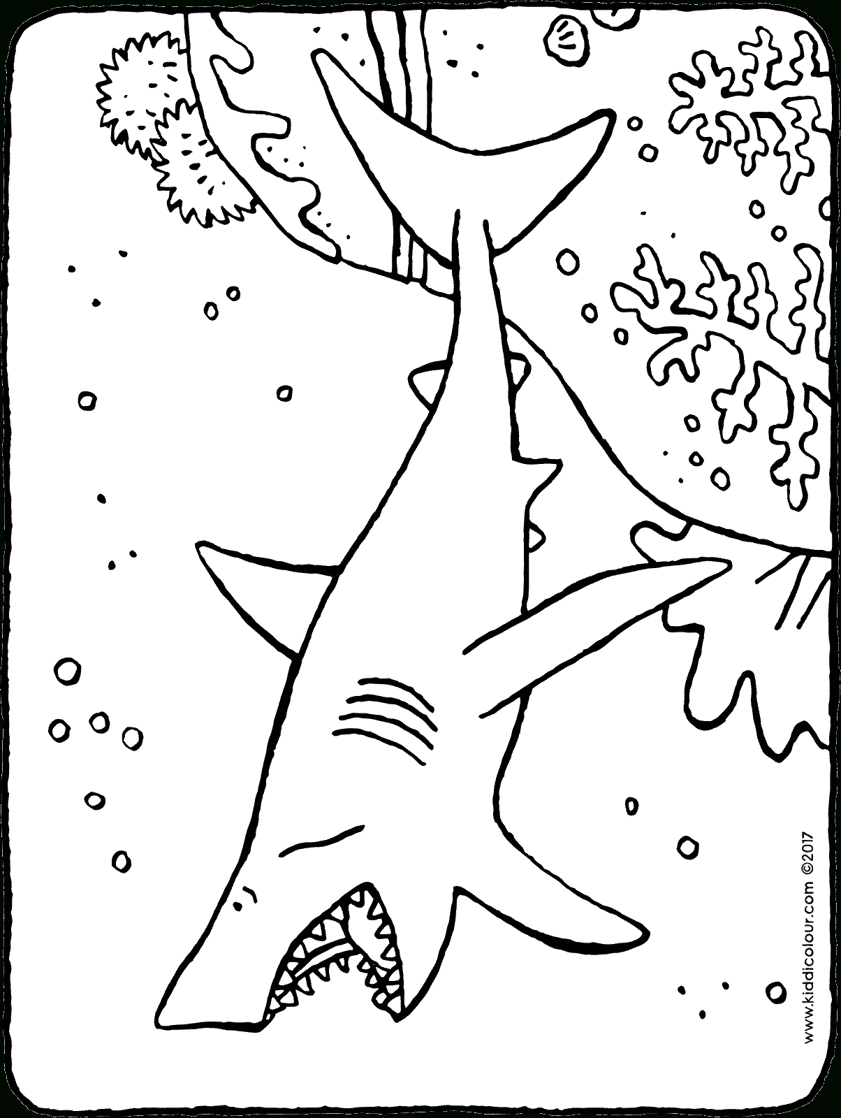 Requin Dans L&amp;#039;eau - Kiddicoloriage encequiconcerne Coloriage Requin À Imprimer 