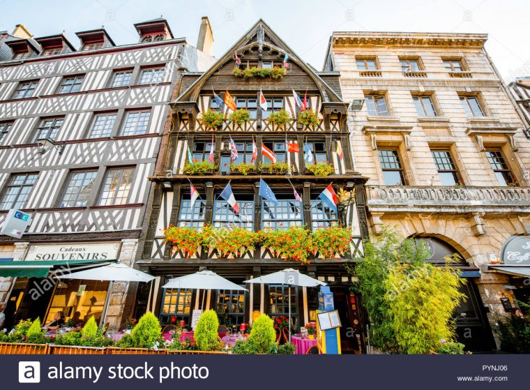 Rouen, France – September 03, 2017: Beautiful Houses On The pour Region De France 2017