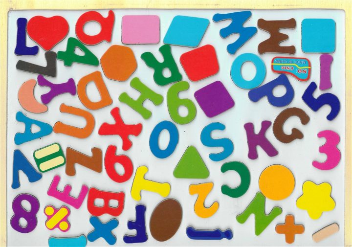 Tableau Effaçable Et Puzzle En Bois Éducatif : Les Chiffres, Les Lettres Et  Les Formes pour Jeux Enfant 3 Ans En Ligne