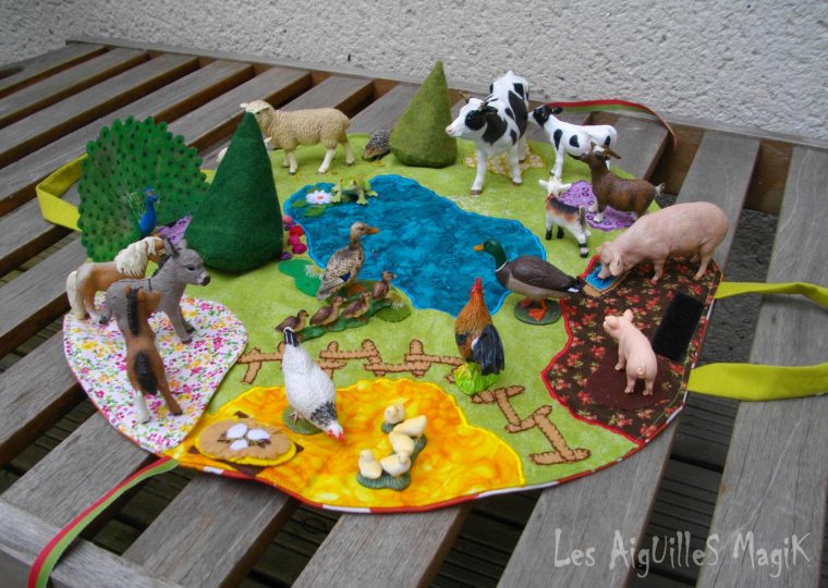 Tapis De Jeu "savane" Et "ferme" – Sur Un Air De Laëti intérieur Jeux De Savane