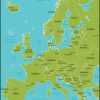 Une Carte De L'europe Avec Tous Les Noms De Pays, Et Les Capitales De Pays.  Organisé Dans La Version De Vecteur Dans Facile D'utiliser Des Couches. à Carte Europe Avec Capitale