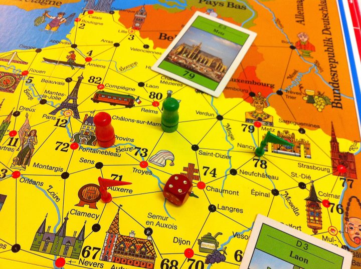 Voyage En France, Un Jeu De Société Passionnant ! | Un pour Jeu Carte De France