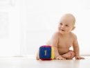 5 Jouets Indispensables Pour L'éveil Des Bébés De 0 À 6 Mois destiné Bebe 6 Mois Eveil