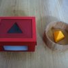 A La Douce: Une Boîte À Formes Évolutive tout Boite À Forme Montessori
