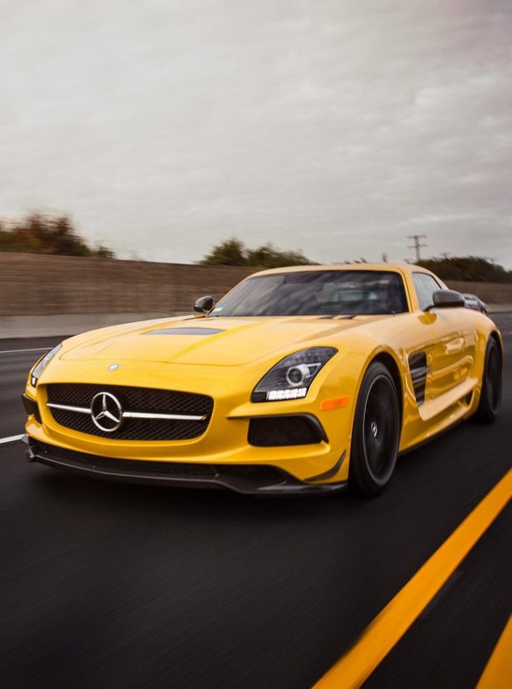 Aviez-Vous Un Jeu Enfant Lorsqu'une Voiture Jaune Passait tout Jeux De La Voiture Jaune