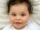 Bébé A 6 Mois : Développement, Éveil, Santé Et Alimentation avec Bebe 6 Mois Eveil