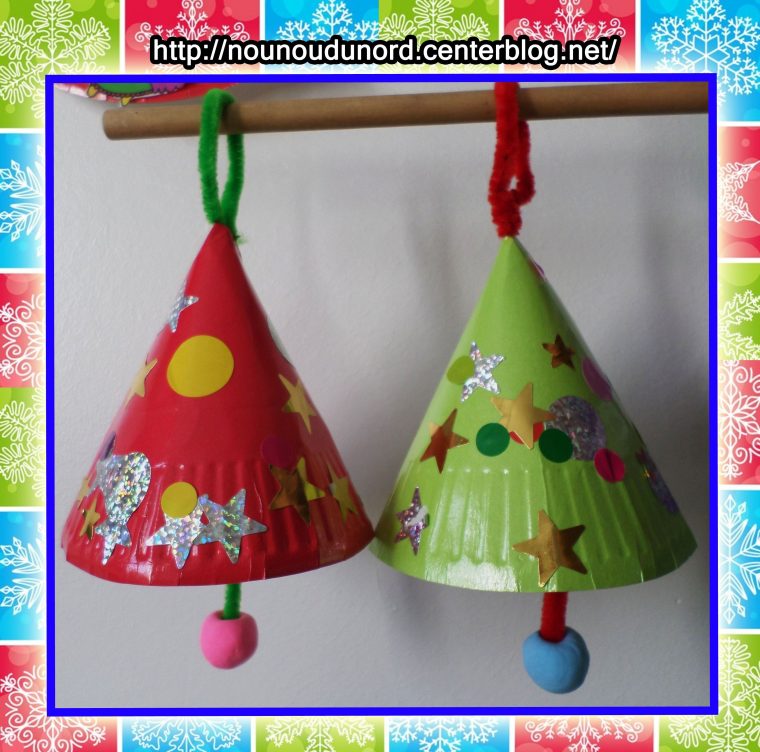 Cloches De Noël Réalisées Avec Des Assiettes En Carton*2014* serapportantà Activité De Noel Maternelle