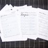 Diy Brush Lettering : Tuto Pour Apprendre La Calligraphie encequiconcerne Modele Calligraphie Alphabet Gratuit
