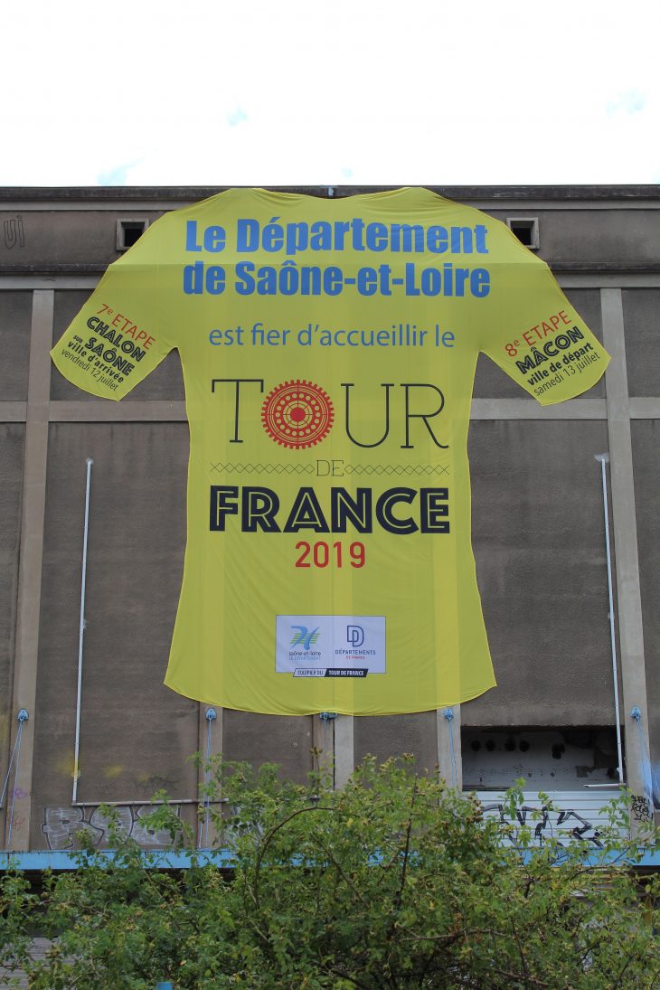 File:arrivée 7E Étape Tour France 2019 2019-07-12 St Rémy pour Departement 12 En France