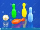 Goupilles De Bowling D'enfants, Colorées Sur Un Fond Bleu Le destiné Jeu Bowling Enfant