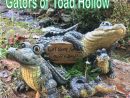 Homestyles Toad Hollow 13 In. W Large Lying Whimsical Gator Home And Garden  Alligator Statue destiné Mots Gator