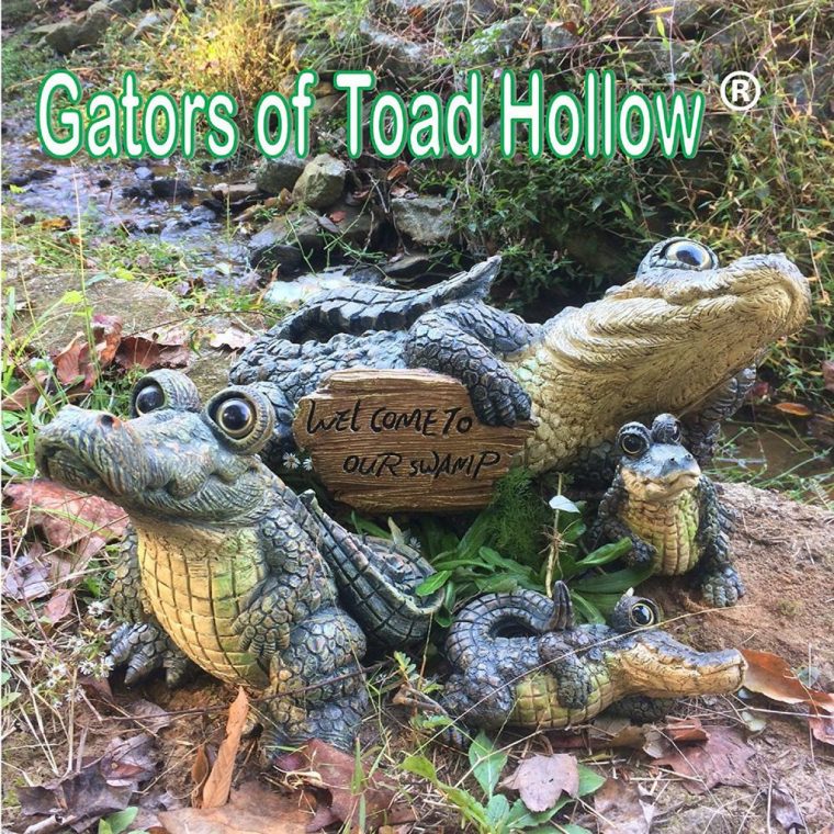 Homestyles Toad Hollow 13 In. W Large Lying Whimsical Gator Home And Garden  Alligator Statue destiné Mots Gator