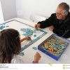 Jeu Première Génération Avec Le Puzzle De Petite-Fille Photo destiné Jeux De Fille Puzzle