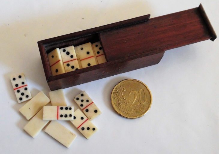 Jeux Traditionnels Jeu De Domino En Coffret Bois Jeux Jeux à Jeu Du Domino