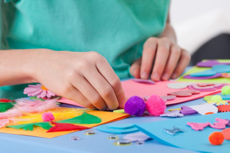 Loisirs Creatifs Pour Enfant, Materiel Bricolage Pour Enfant encequiconcerne Activité Manuelle Enfant 3 Ans