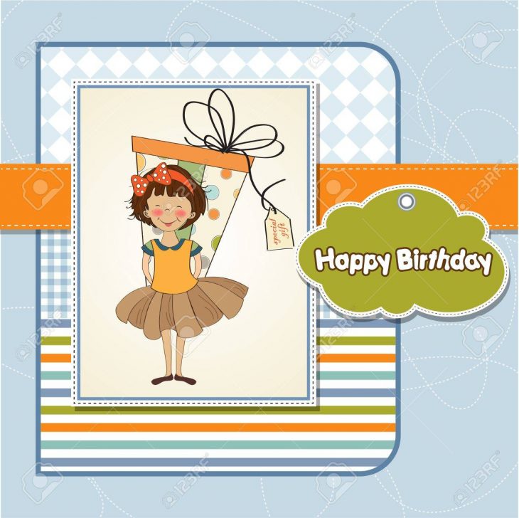 Mignonne Petite Fille Cachée Derrière Des Boîtes De Dons. Heureux  Anniversaire Carte De V?ux destiné Ux De Fille