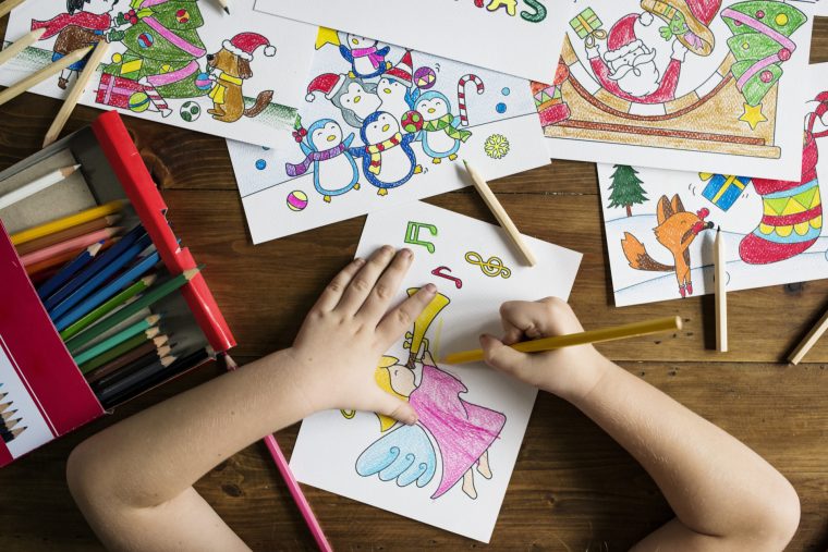 Noël : Coloriages Et Dessins De Noel À Imprimer – Un Max D'idées avec Dessin A Colorier De Noel Gratuit A Imprimer