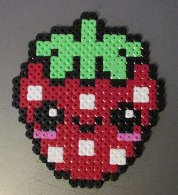 Nourritue En Perles À Repasser – Pixel Art En Perle À Repasser à Pixel Art Fraise