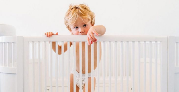 Quand Et Comment Passer Bébé Dans Un Grand Lit ? – Les à Bebe A 2 Ans Et Demi