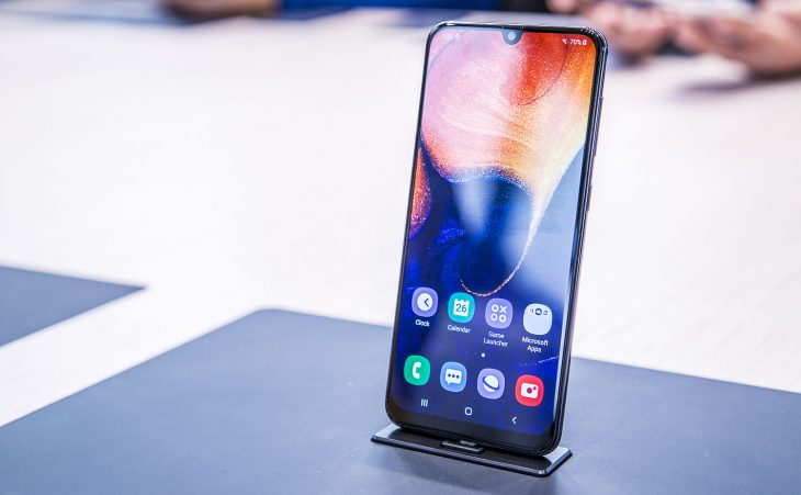 Samsung Galaxy A10 Pas Cher > Test Complet, Offre Et Promotions intérieur A10 Jeux Gratuit