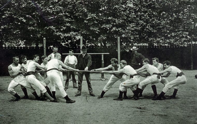 Tir À La Corde – 3,2,1 Allez-Y Tirez Fort – Association destiné Jeux De Tir 2