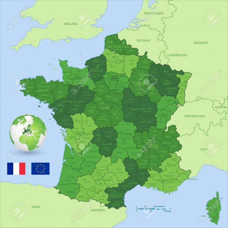 Un Vert Haute Détail Vecteur Carte De France Des Divisions Administratives  Et Les Grandes Villes, Avec Un Globe 3D Centré Sur La France Et Les Deux dedans Carte De La France Avec Les Grandes Villes