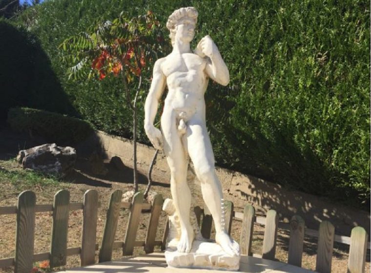 statue de jardin en pierre reconstituée