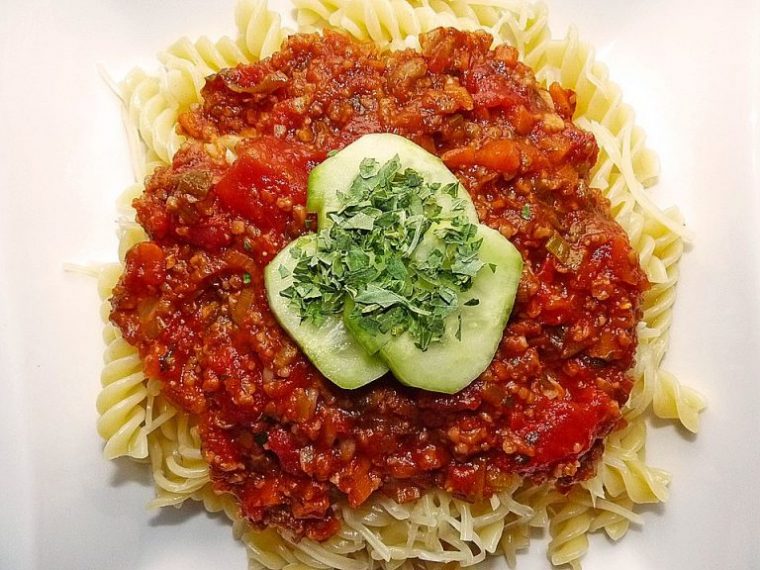 grünkern bolognese vegan