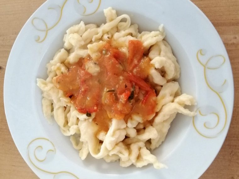 tomaten käse sahne soße