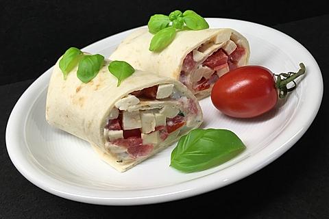 wrap mit tomate mozzarella