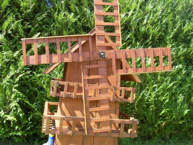 construire un moulin a vent de jardin