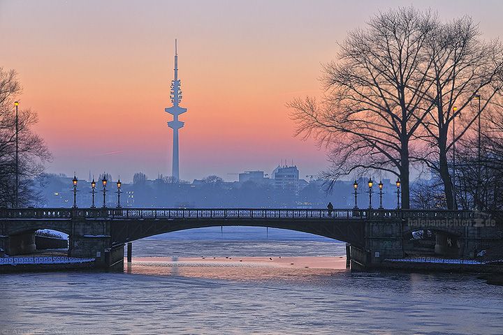 rote brücke hamburg