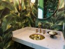 33 Beautiful Jungle Themed Bathroom Decor Ideas  Powder serapportantà Safari Bathroom Decor