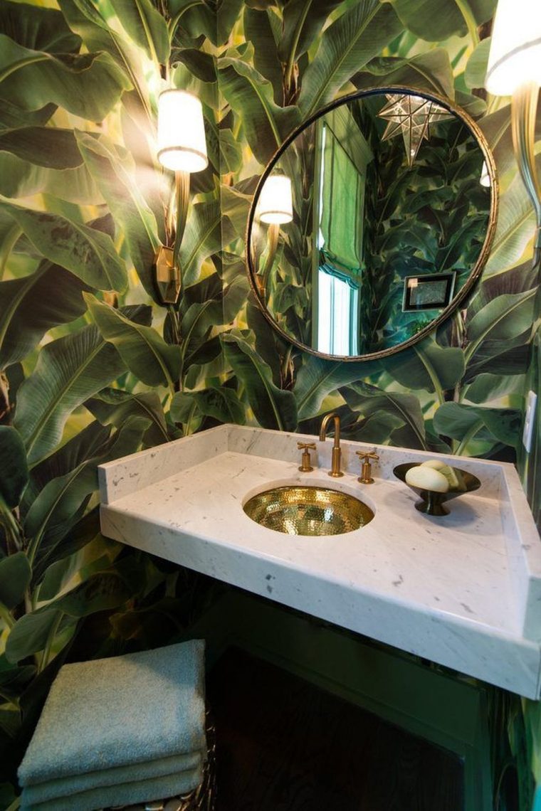 33 Beautiful Jungle Themed Bathroom Decor Ideas  Powder serapportantà Safari Bathroom Decor