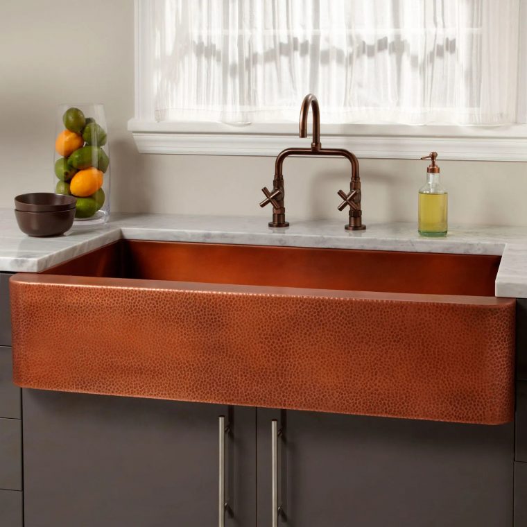 39" Vernon Hammered Copper Farmhouse Sink – Kitchen à Hammered Farmhouse Sink