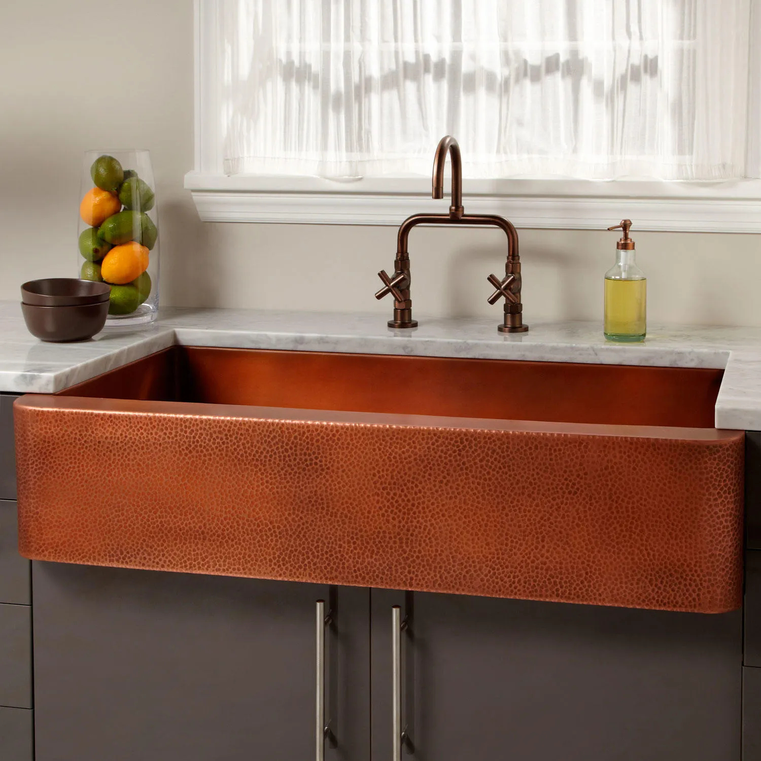 39&amp;quot; Vernon Hammered Copper Farmhouse Sink - Kitchen à Hammered Farmhouse Sink 