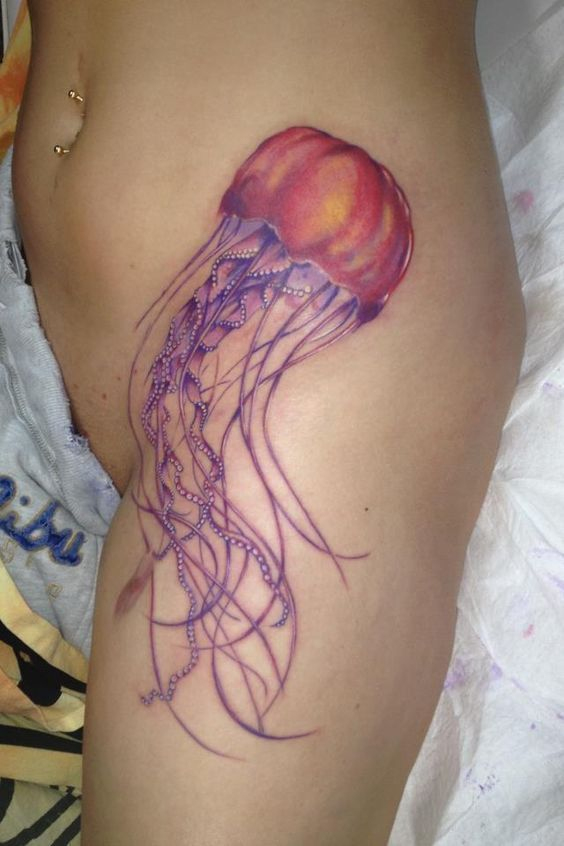 49 Jellyfish Tattoo Meanings With Mysterious Meanings intérieur Jellyfish Tattoo Simple 