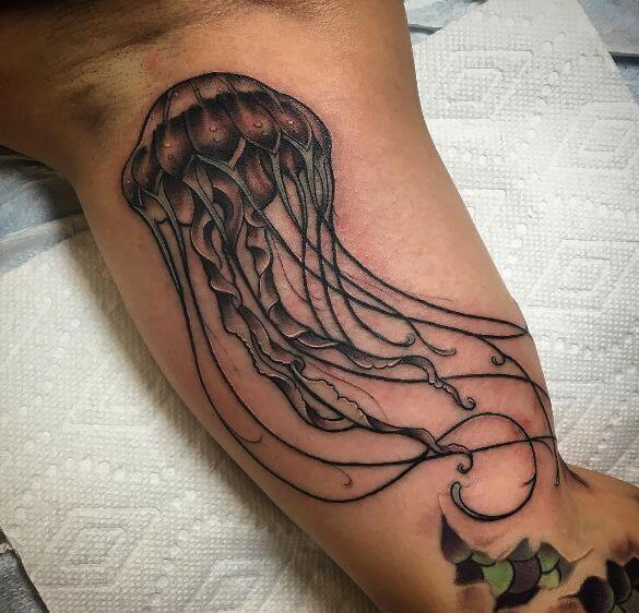 50+ Watercolor Jellyfish Tattoo Designs &amp;amp; Ideas (2020 dedans Jellyfish Tattoo Simple 