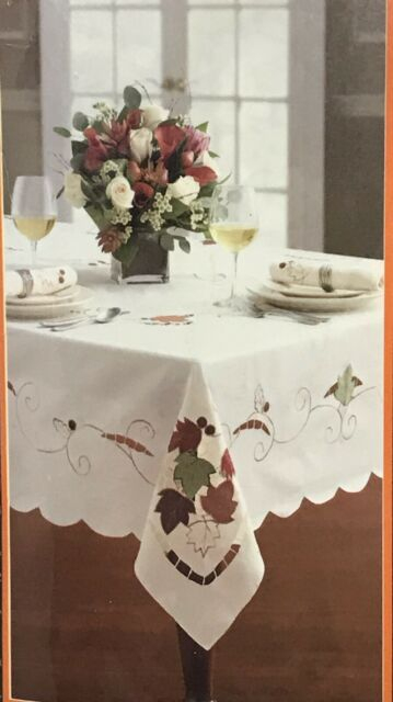 Bed Bath &amp;amp; Beyond Nwt 60&amp;quot; X 104&amp;quot; Oblong Tablecloth Fall avec Bed Bath And Beyond Tablecloths 