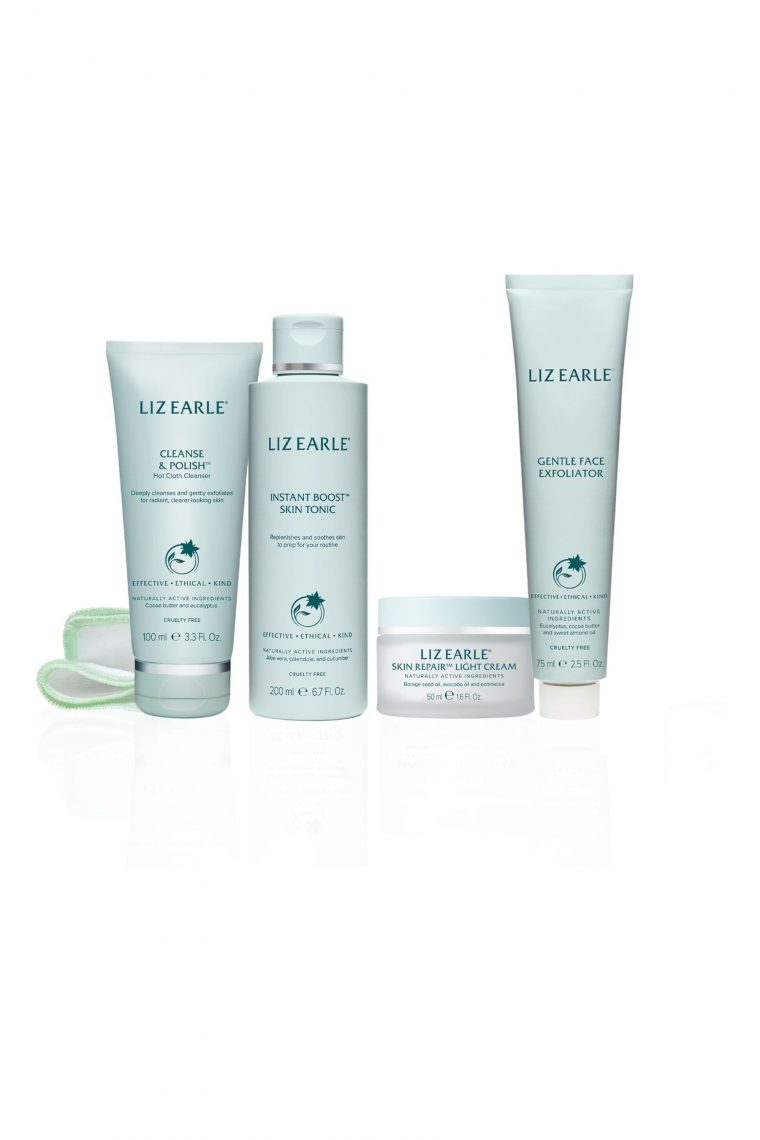 Buy Liz Earle Essentials Skin Repair Kit With Light serapportantà Liz Earle Moisturiser