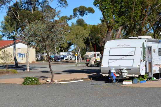 Caravan Park Tacky - Review Of Coolgardie Tourist Village dedans Flights From Per To Kgi 