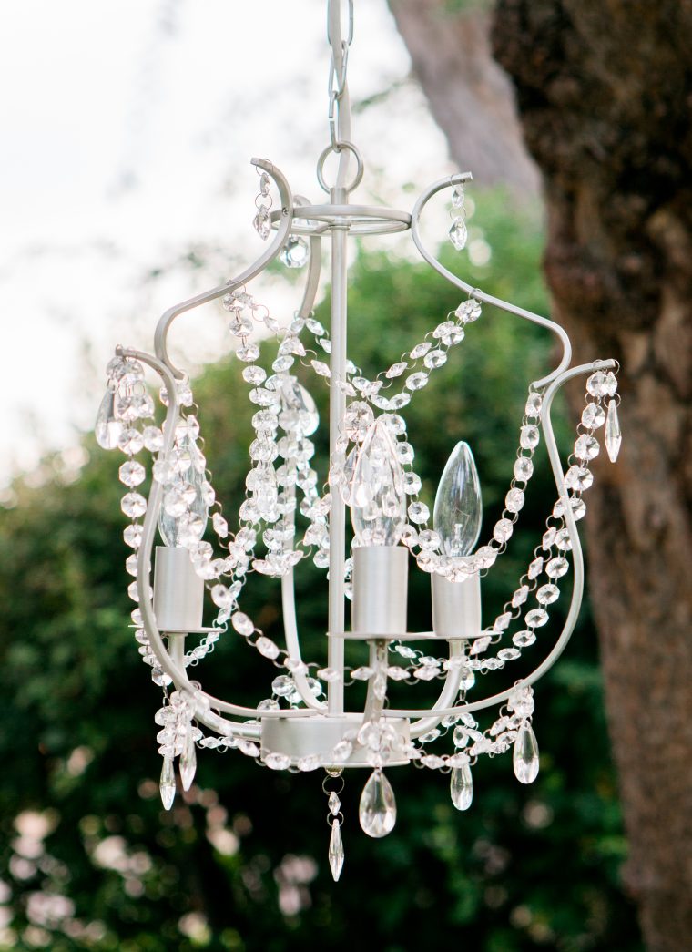 Chandeliers – Shabby Chic Sisters concernant Shabby Chic Chandeliers