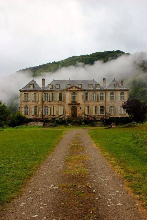Chateau De Gudanes  French Cottage, Architecture, French concernant Chateaux Chic: French Country Decorating 