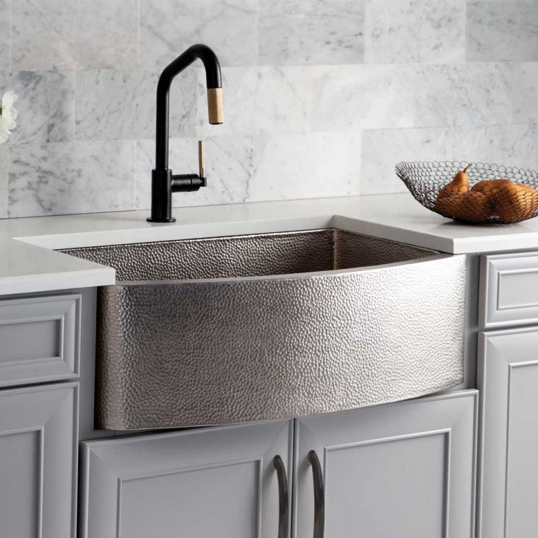 Dpha New Products And Vendor Updates: Native Trails' New à Hammered Farmhouse Sink