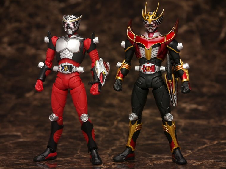 Gg Figure News: S.h.figuarts Kamen Rider Ryuki Survive avec Kamen Rider Ryuki