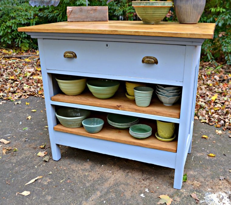 Heir And Space: An Antique Oak Kitchen Island tout Vintage Kitchen Islands